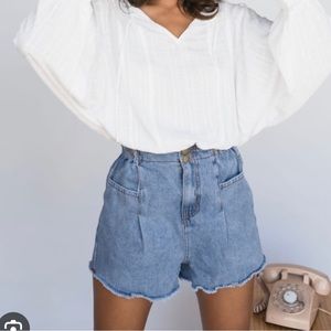 Vestique high waisted jean shorts